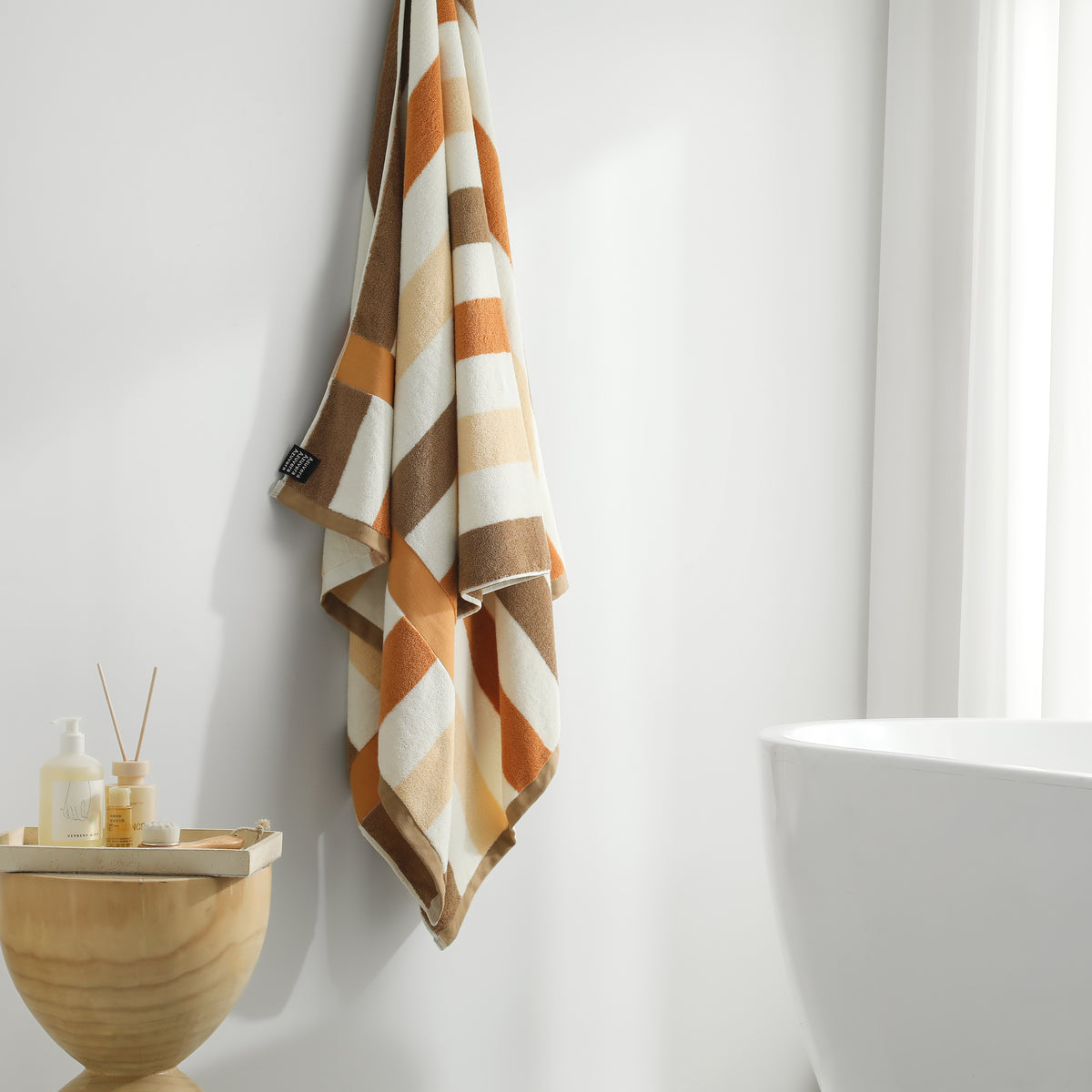 Striped Cotton Bath Towel – Oversized Absorbent Beach & Bath Towel