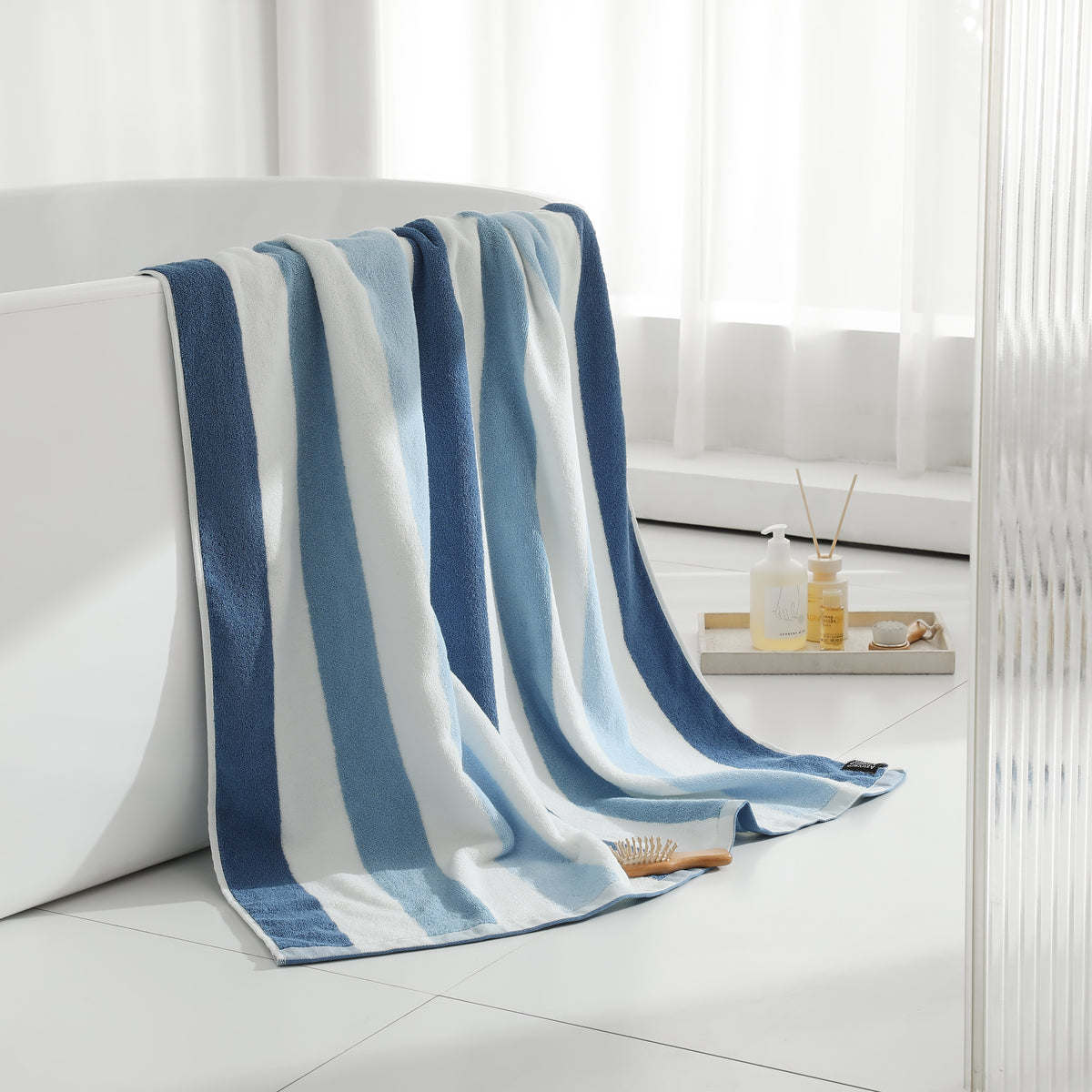 Striped Cotton Bath Towel – Oversized Absorbent Beach & Bath Towel