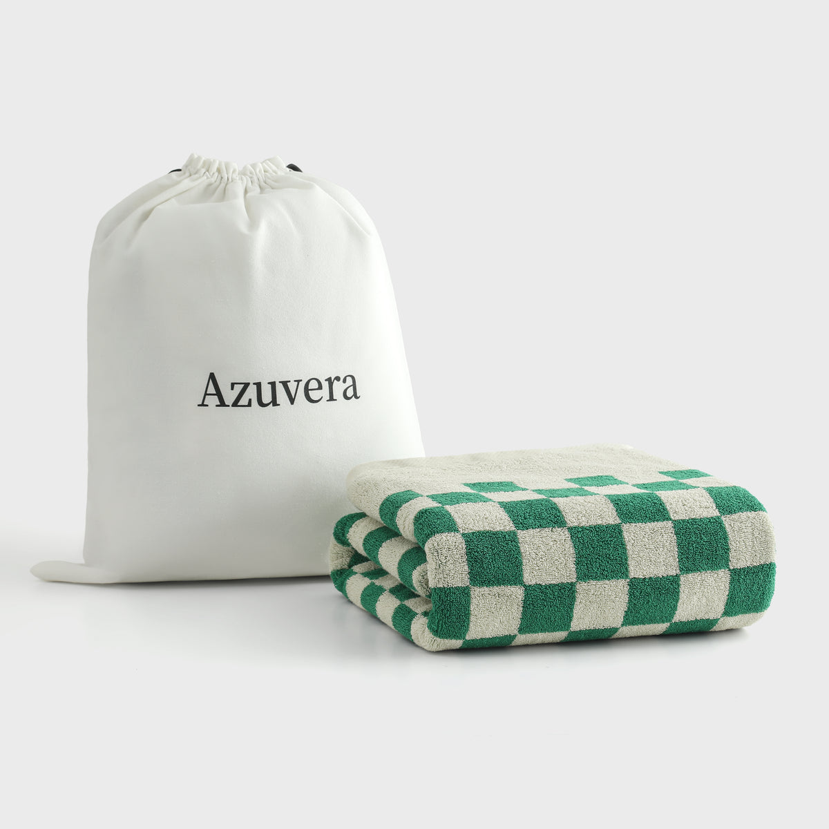 Checkerboard Bath Towel — Retro Grid, 100% Cotton