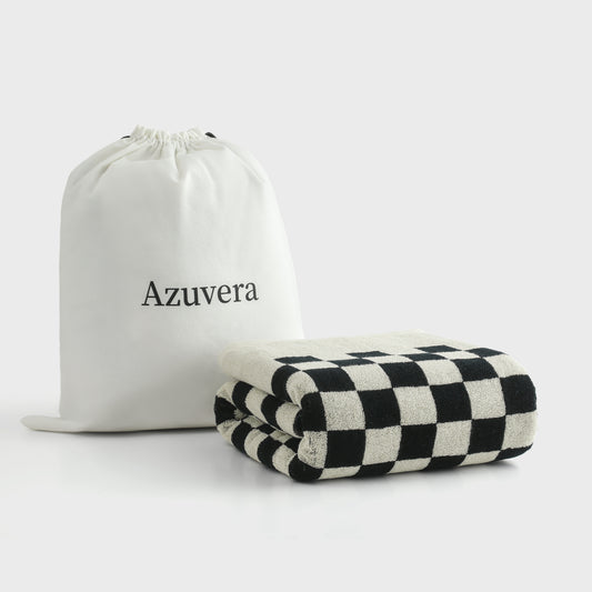 Checkerboard Bath Towel — Retro Grid, 100% Cotton